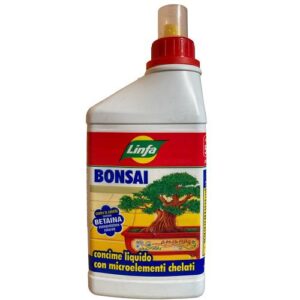 concime fertilizzante liquido specifico per la concimazione di ogni tipo di bonsai, come ad esempio olivo, olmo, acero rosso, ulivastro ecc. Il concime è liquido, migliora la crescita dei bonsai, li rende più forti e li aiuta a fiorire. Se il tuo bonsai perde le foglie, oppure le ha secche e gialle, serve il concime