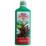 concime liquido universale per piante, fertilizzante ideale alla concimazione ed alla fertilizzazione di ogni tipo di pianta, come ad esempio le ornamentali, le fiorite, le piante da frutto, gli agrumi, l'orto, la siepe. Il fertilizzante è liquido, e deve essere miscelato all'acqua che utilizzate per annaffiare.